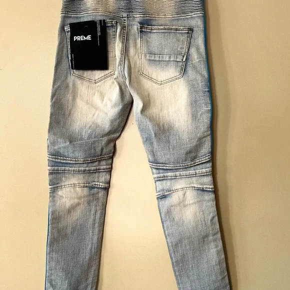 Gray Skinny Jeans with Red Accents - Picture 5 of 9